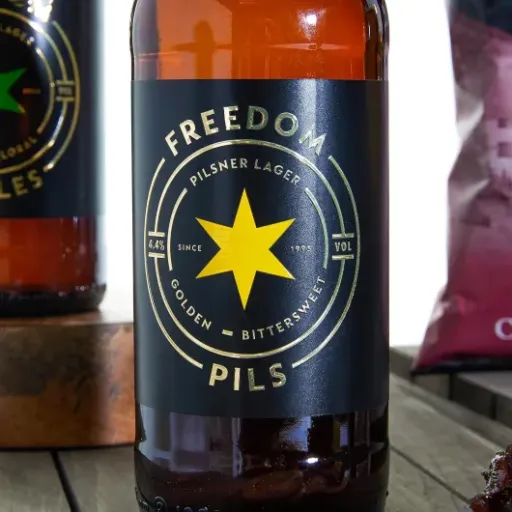 Craft Beer & Cheese Hamper Review: a simple, decent beer-and-nibbles gift that feels a bit light