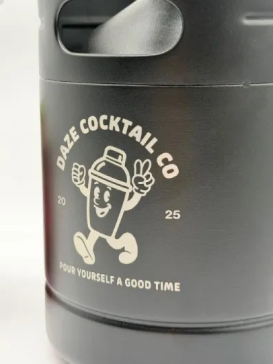 Daze 1.9L Cocktail Keg System – Portable Mini Cocktail Dispenser with Tap, Regulator & CO₂ Cartridges (Noir)